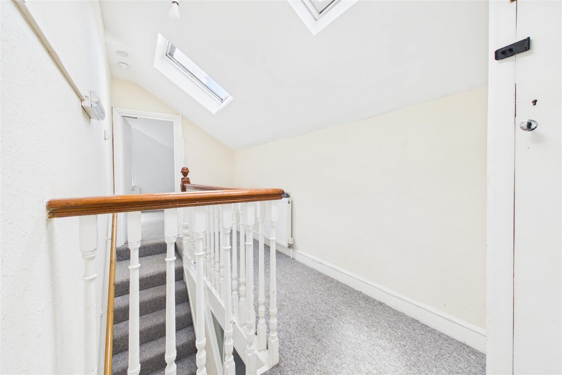 Images for 3 X FLATS | FAMILY HOME | REDLAND