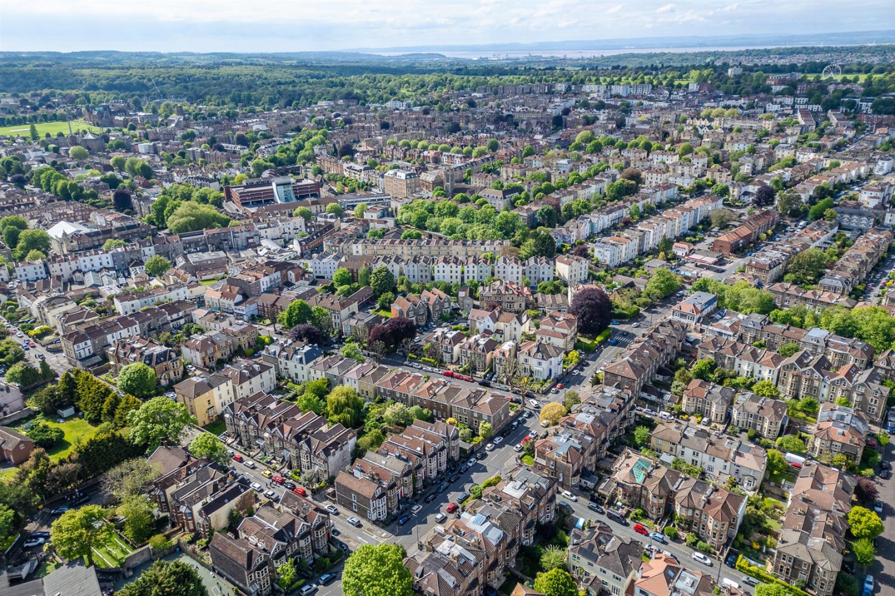 Images for 3 X FLATS | FAMILY HOME | REDLAND