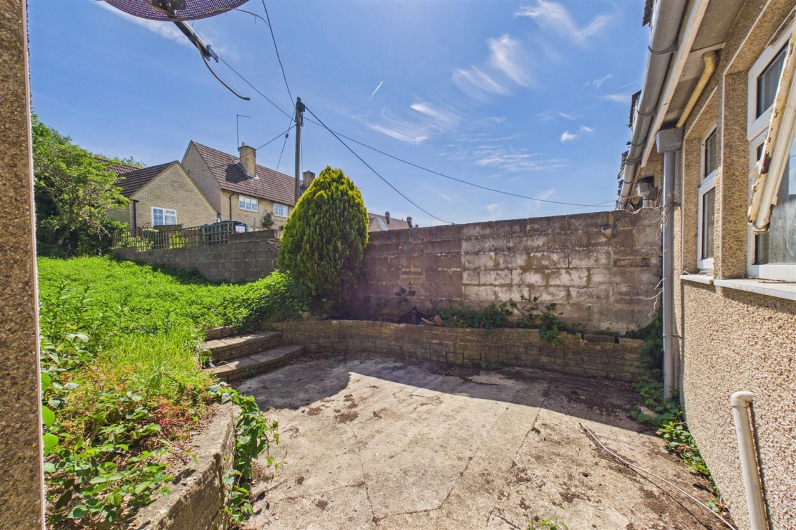 Images for CASH BUYERS ONLY | HOUSE FOR MODERNISATION
