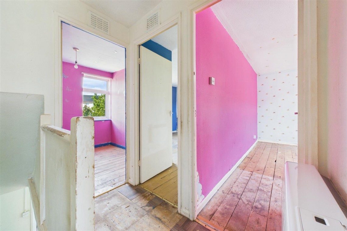 Images for CASH BUYERS ONLY | HOUSE FOR MODERNISATION