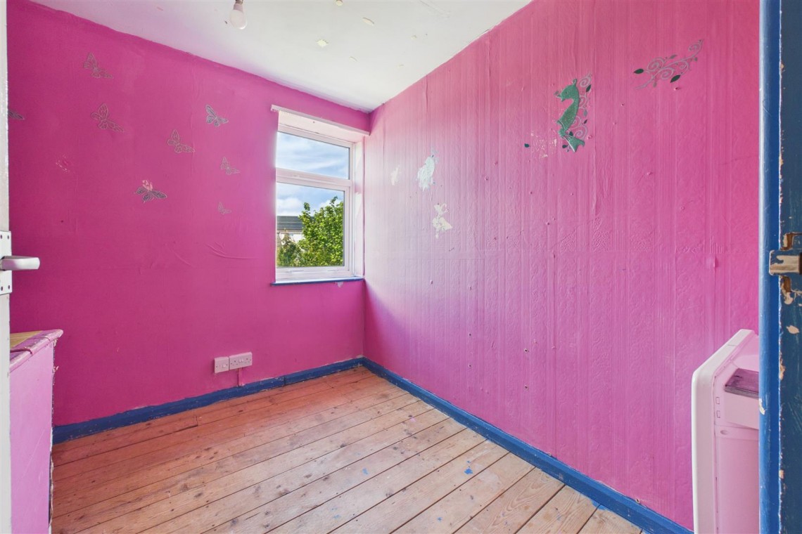 Images for CASH BUYERS ONLY | HOUSE FOR MODERNISATION