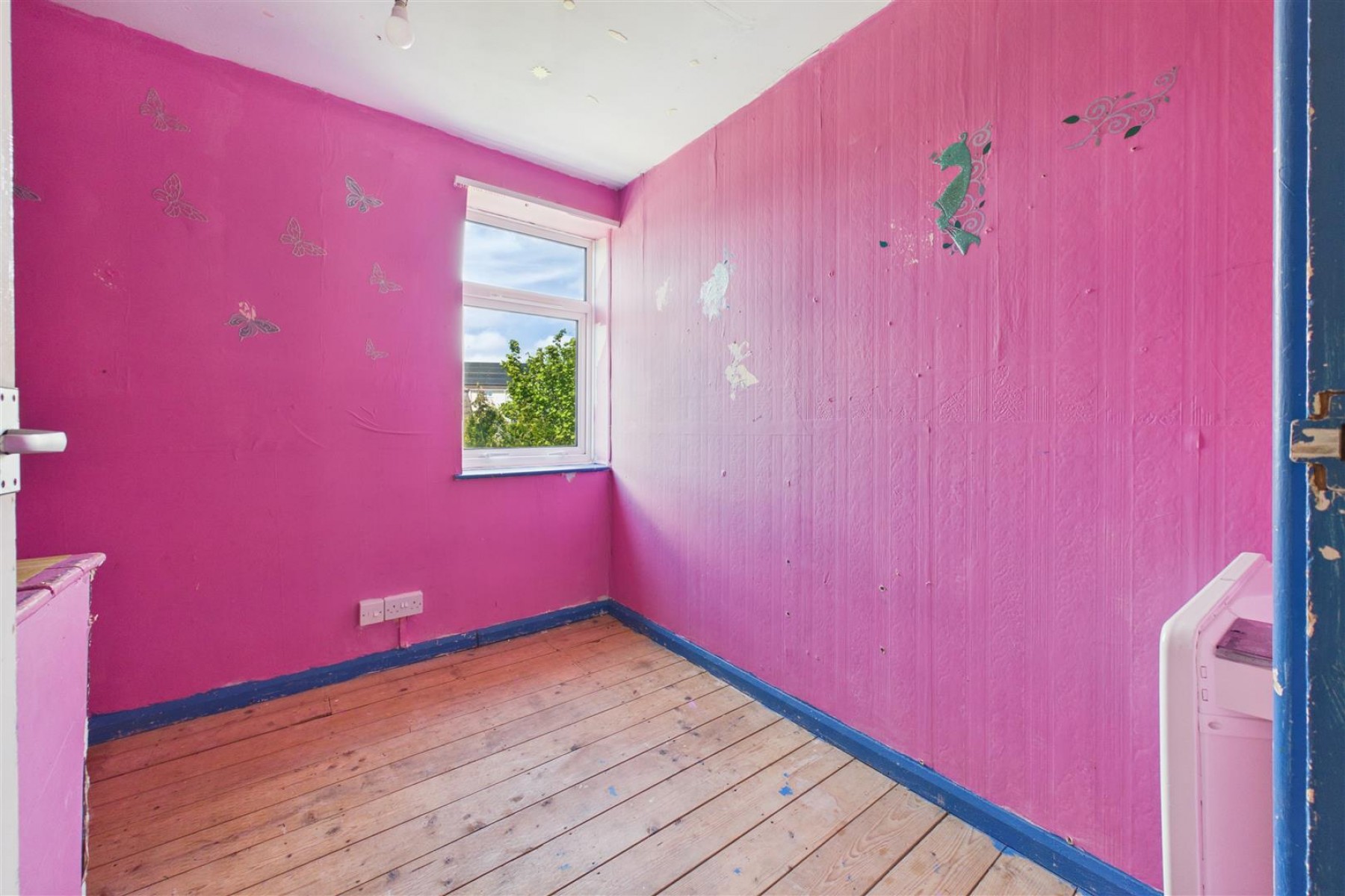 Images for CASH BUYERS ONLY | HOUSE FOR MODERNISATION