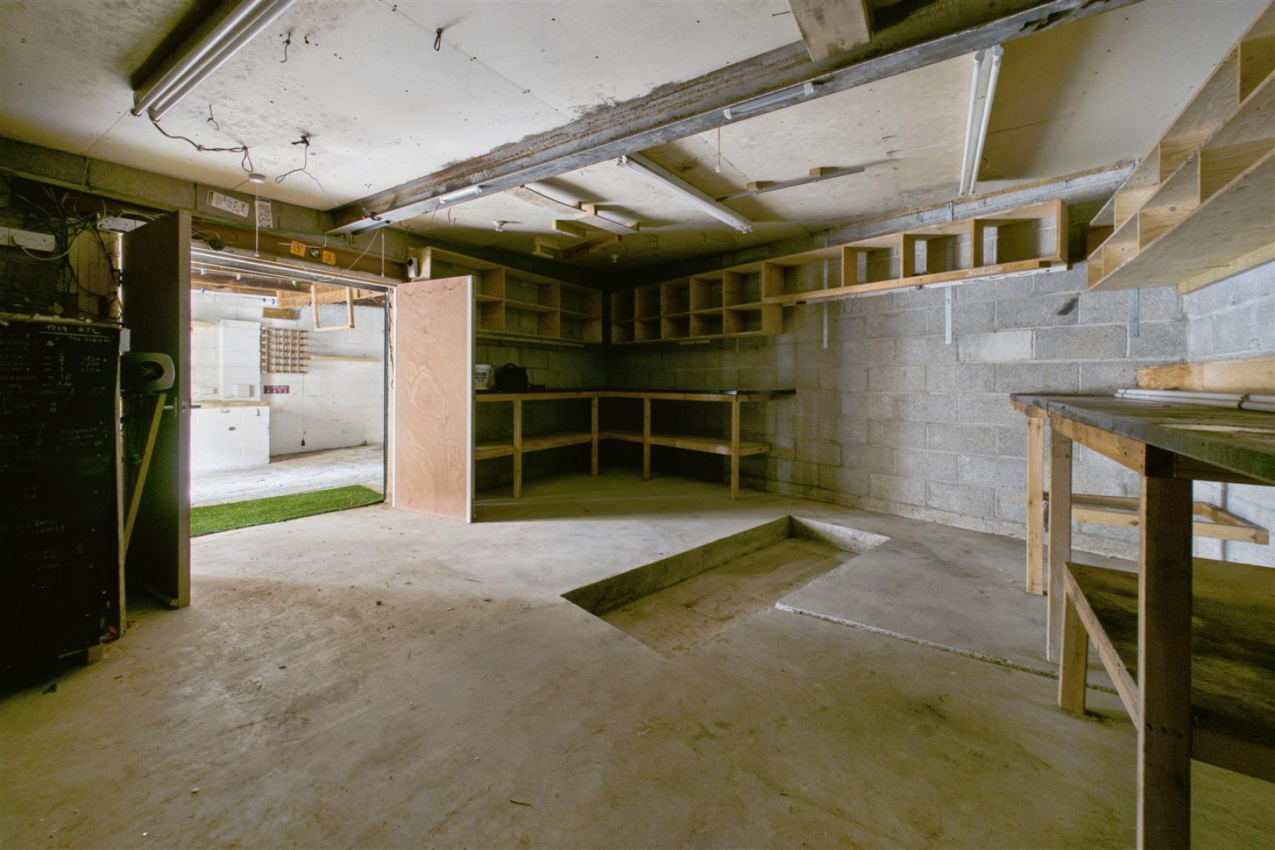 Images for GARAGE | PARKING | WORKSHOP | BS13