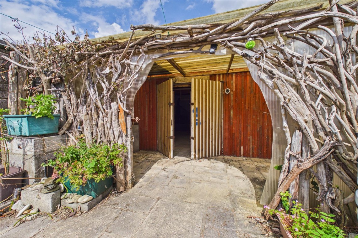 Images for GARAGE | PARKING | WORKSHOP | BS13