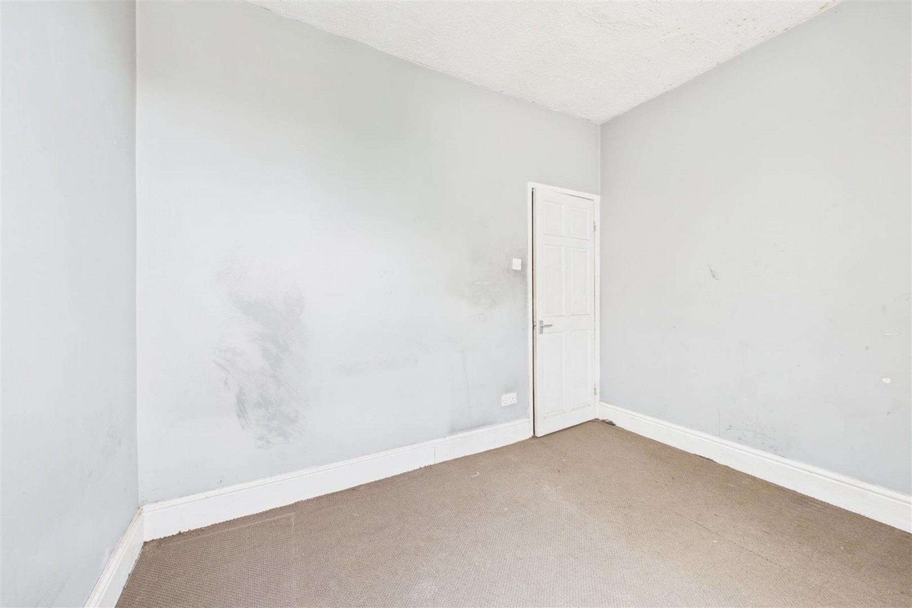 Images for HOUSE FOR MODERNISATION | FISHPONDS
