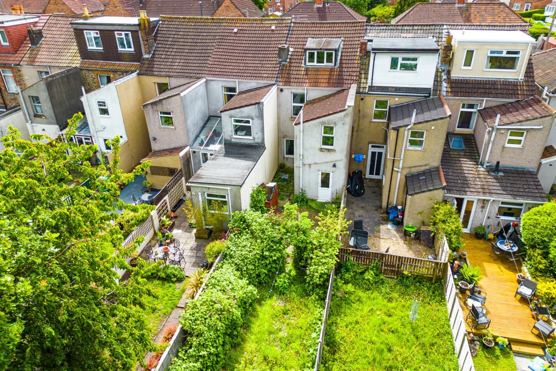Images for HOUSE FOR MODERNISATION | FISHPONDS