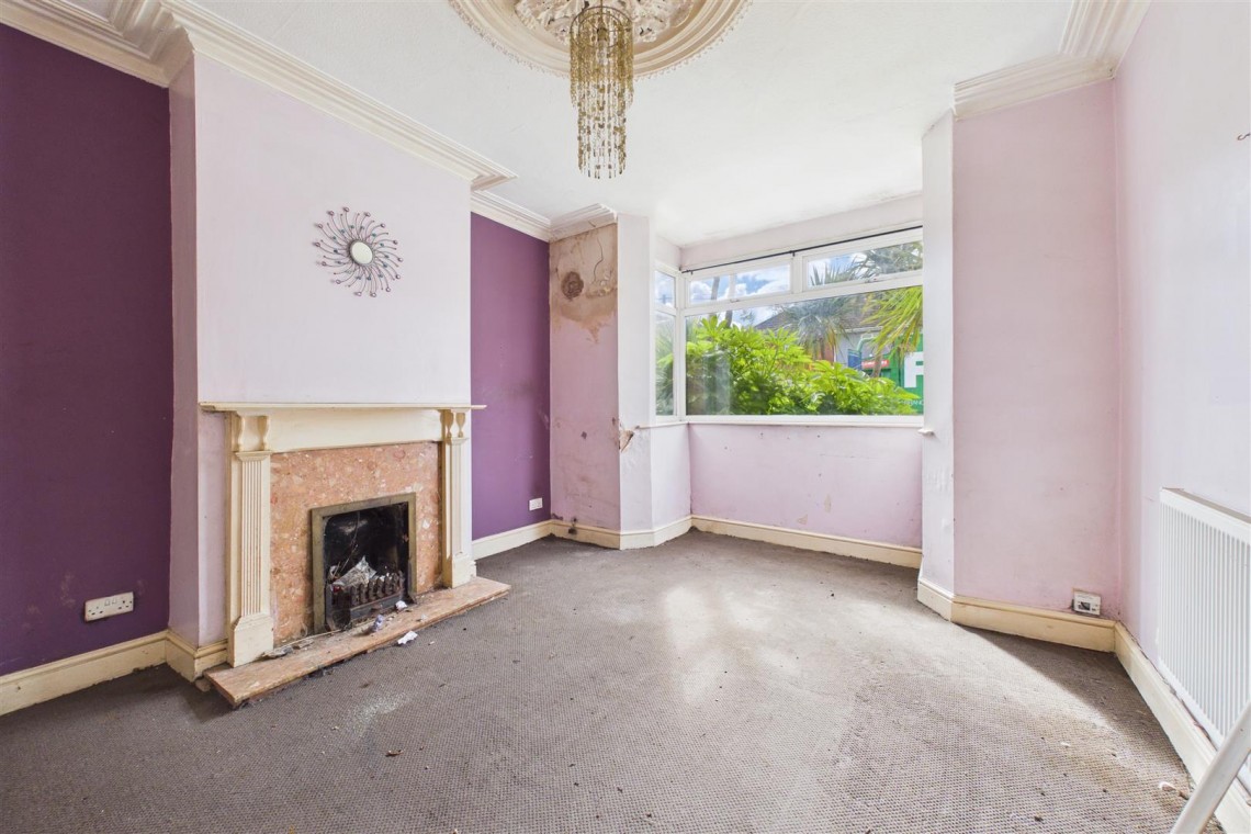 Images for HOUSE FOR MODERNISATION | FISHPONDS