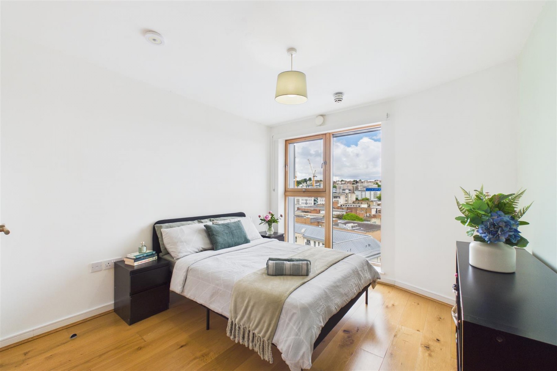 Images for Broad Weir, City Centre