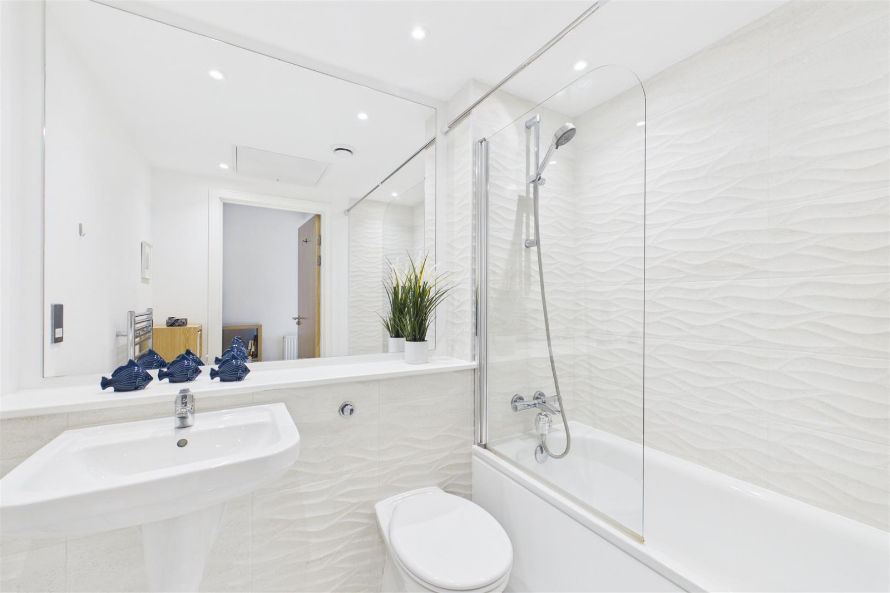 Images for Broad Weir, City Centre