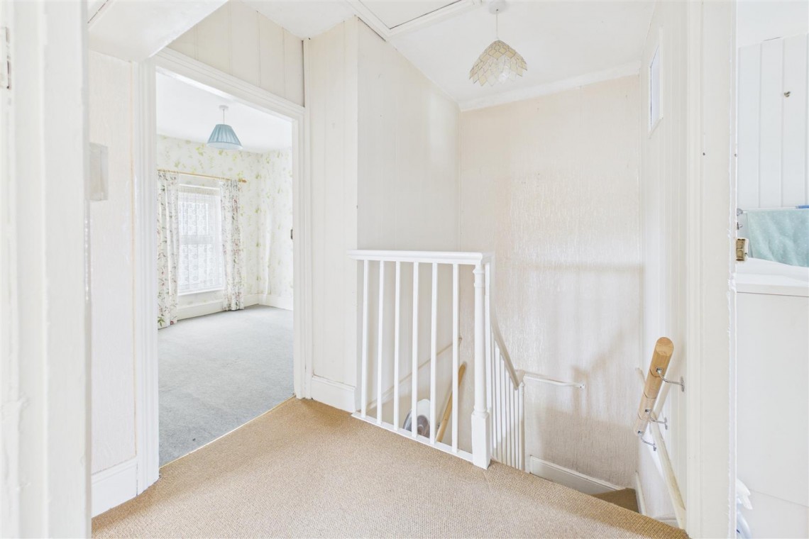 Images for COTTAGE | UPDATING & REDUCED | UHILL BS23