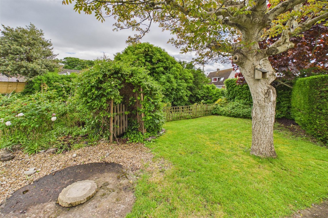 Images for COTTAGE | UPDATING & REDUCED | UHILL BS23