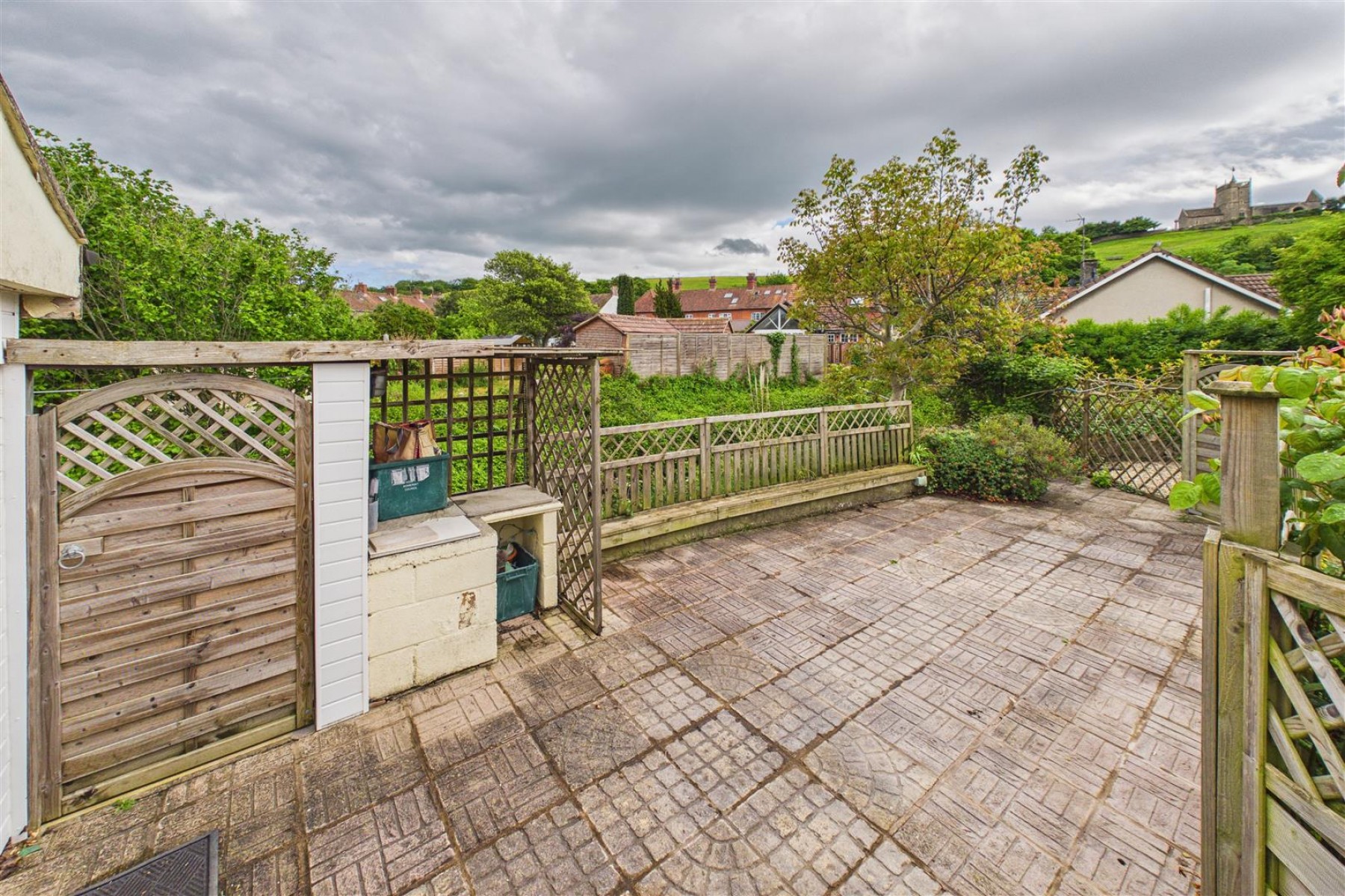 Images for COTTAGE | UPDATING & REDUCED | UHILL BS23