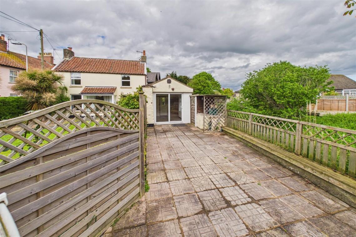 Images for COTTAGE | UPDATING & REDUCED | UHILL BS23