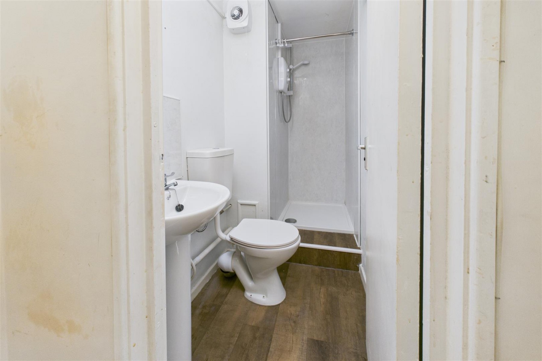 Images for FLAT | BASIC UPDATING | BA1