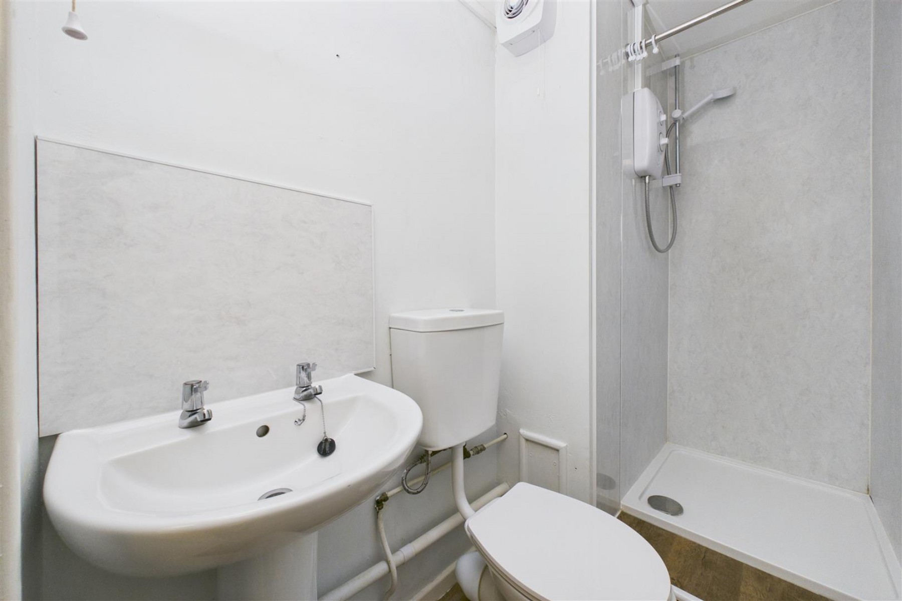 Images for FLAT | BASIC UPDATING | BA1