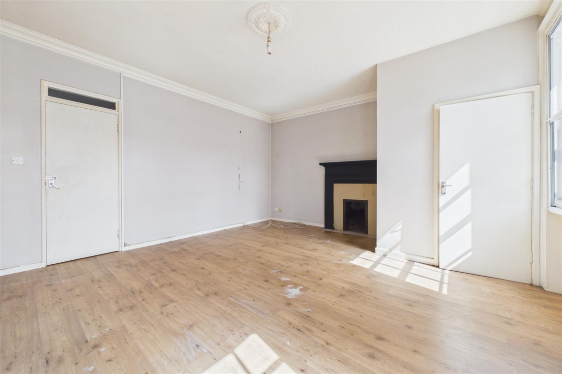 Images for FLAT | BASIC UPDATING | BA1