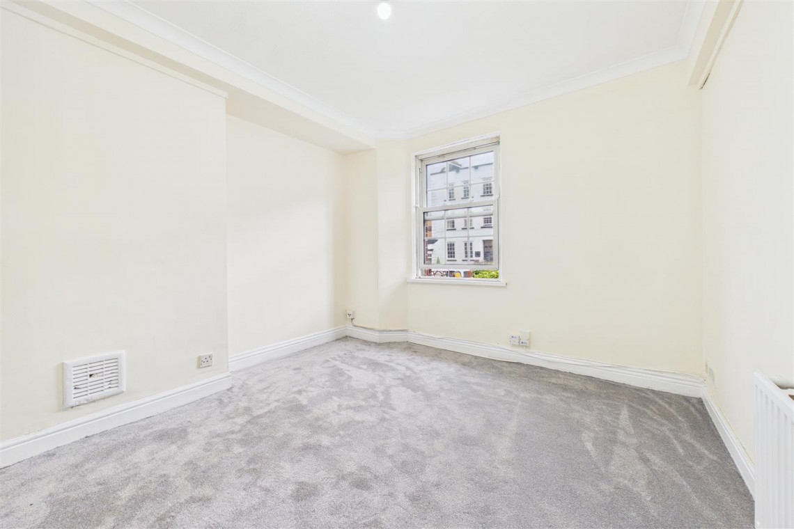 Images for 3 BED GARDEN FLAT | BS8