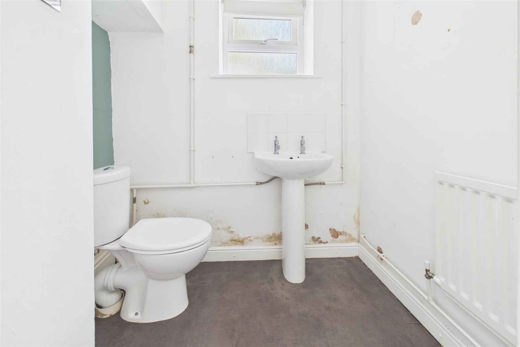 Images for DETACHED | UPDATING | BS37