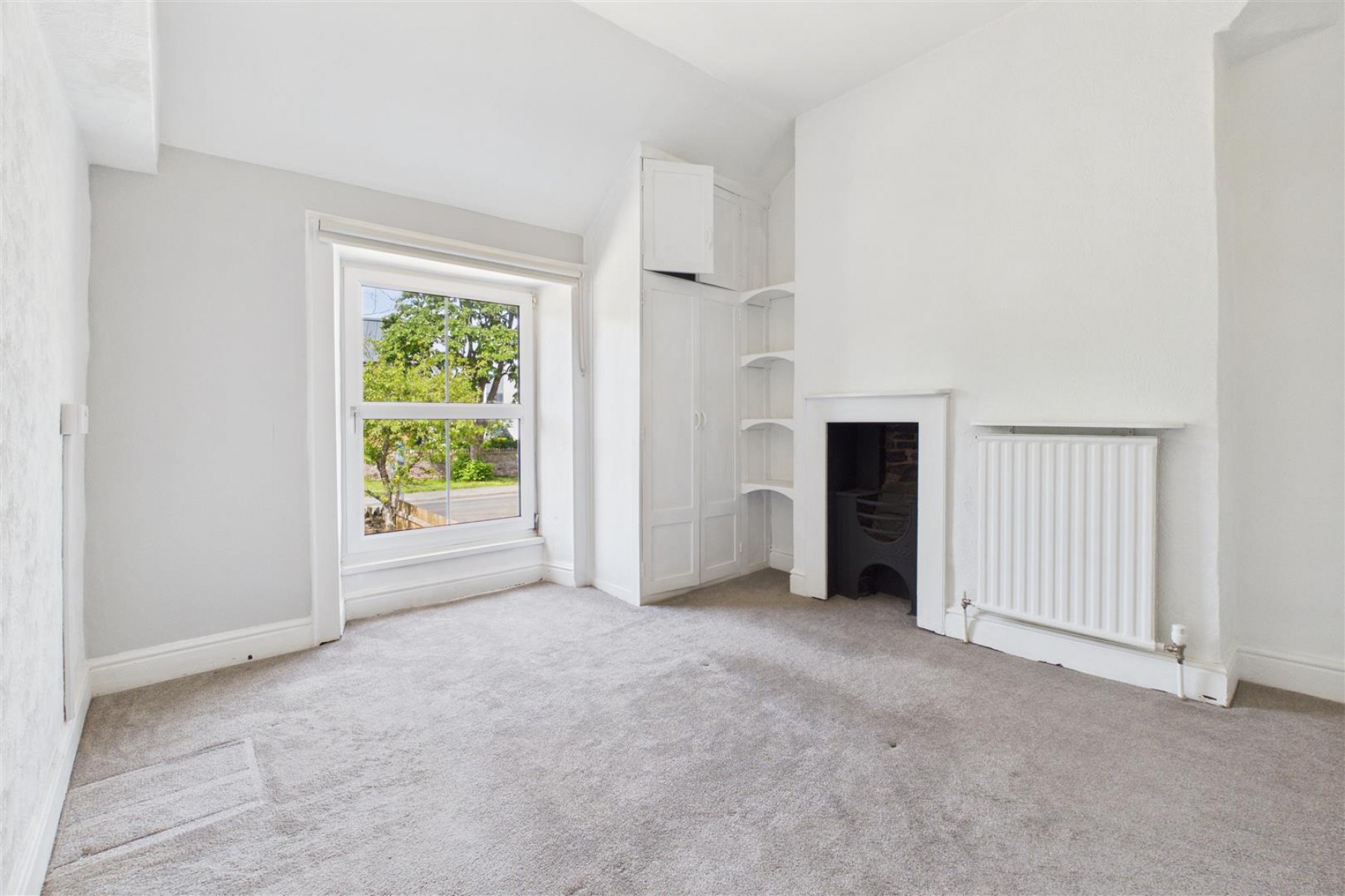 Images for DETACHED | UPDATING | BS37