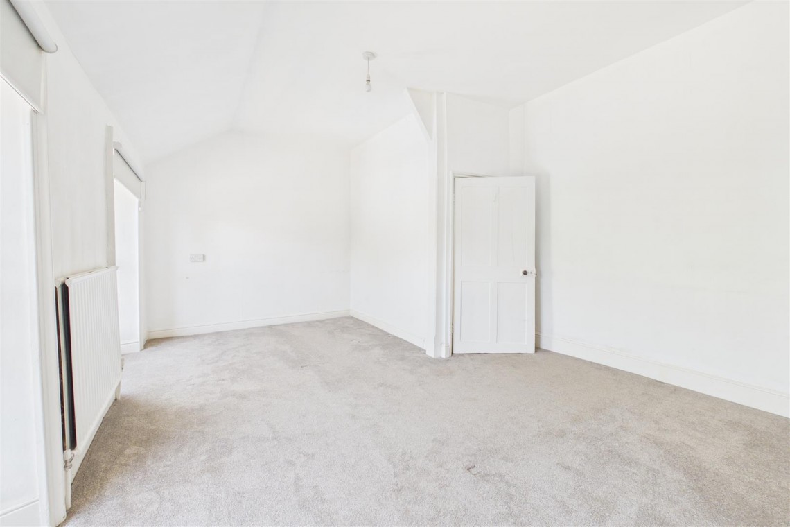 Images for DETACHED | UPDATING | BS37