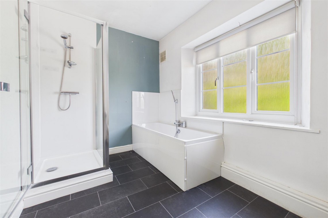 Images for DETACHED | UPDATING | BS37