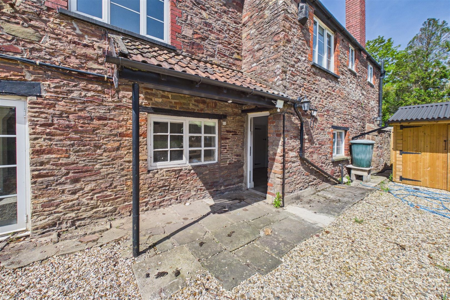 Images for DETACHED | UPDATING | BS37