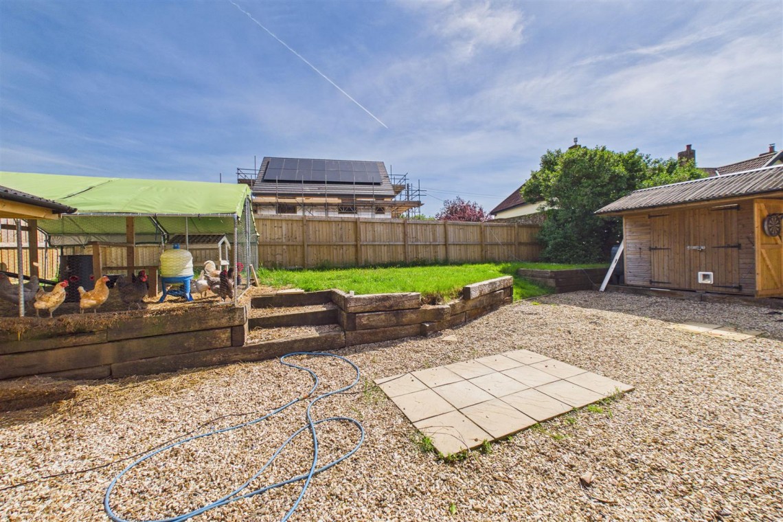 Images for DETACHED | UPDATING | BS37