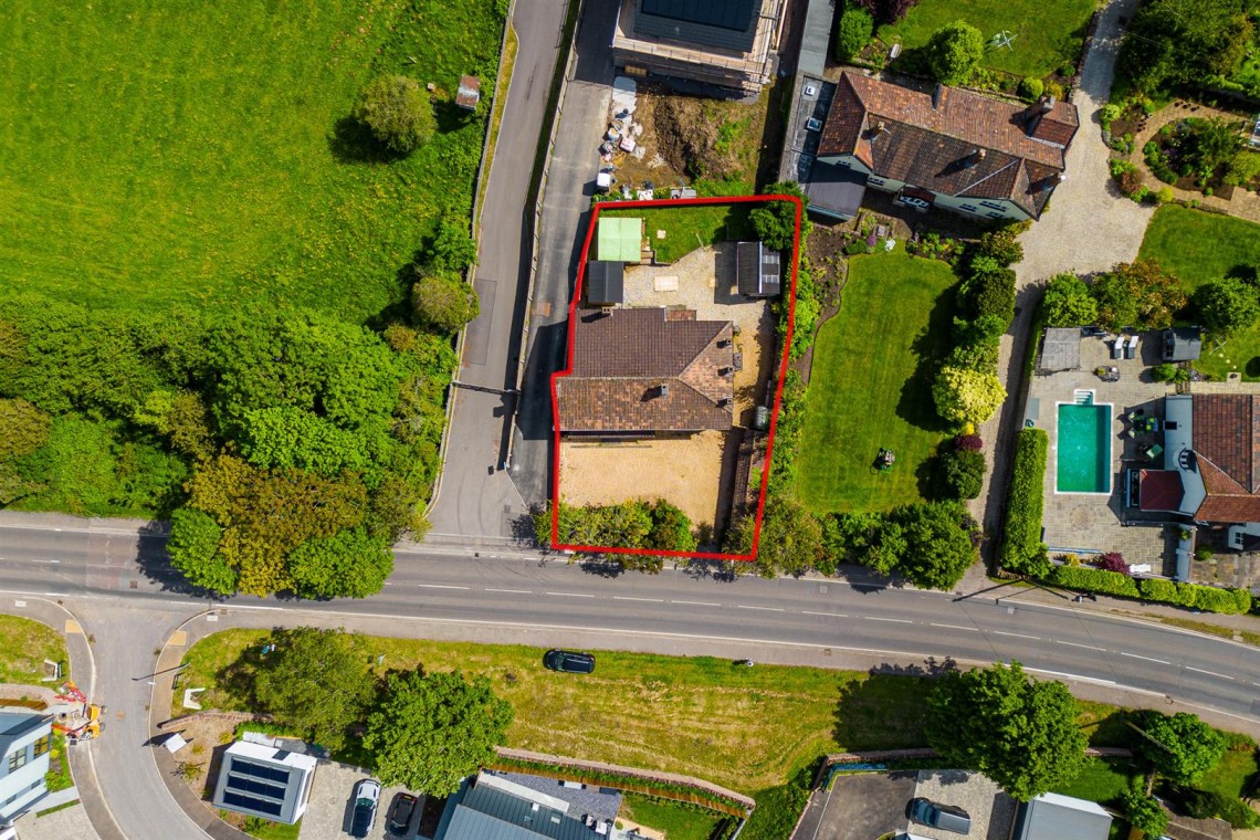 Images for DETACHED | UPDATING | BS37