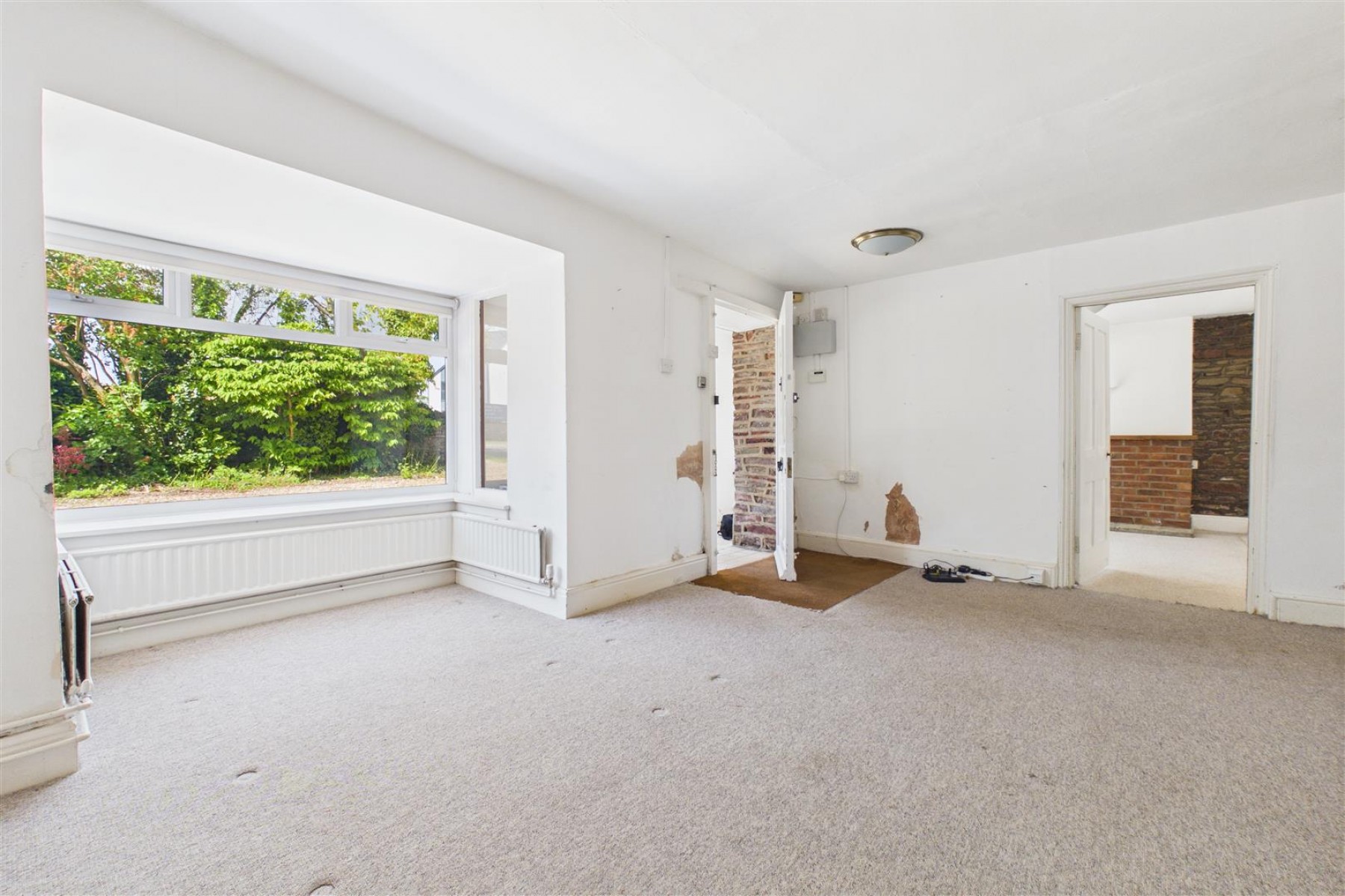 Images for DETACHED | UPDATING | BS37