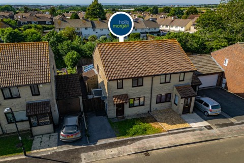 View Full Details for REDUCED | COSMETIC UPDATING | BS10