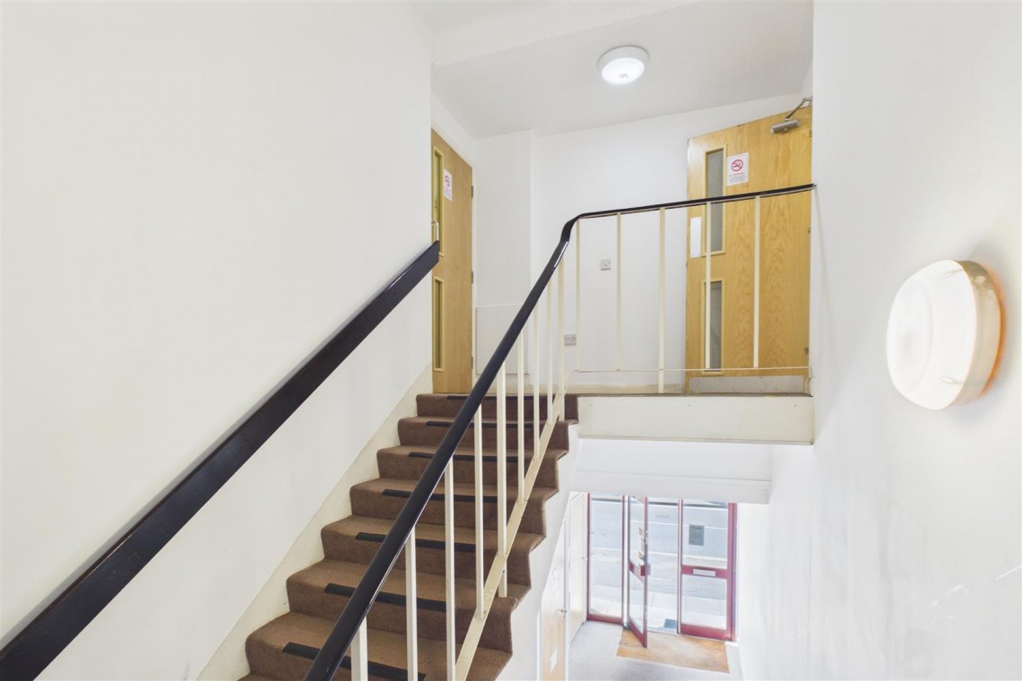 Images for FLAT | REDUCED £ | KEYNSHAM