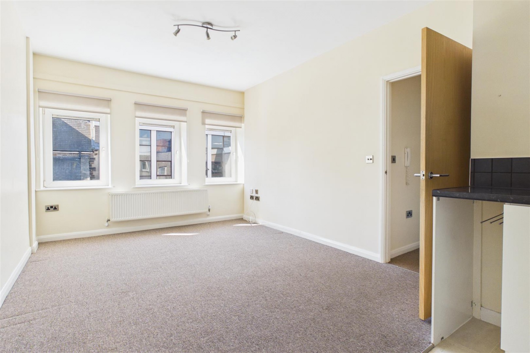 Images for FLAT | REDUCED £ | KEYNSHAM