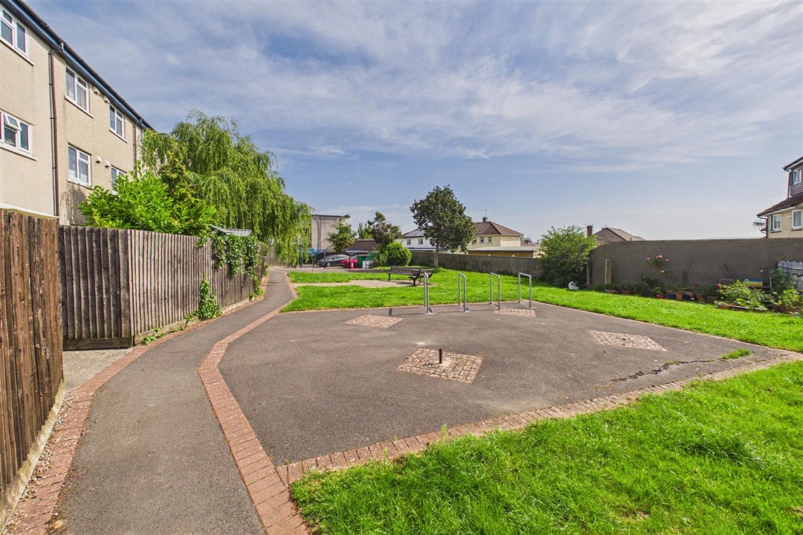 Images for REDUCED FOR AUCTION | HIGHRIDGE BS13