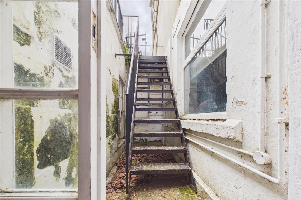 Images for GARDEN FLAT | MODERNISATION | BA1
