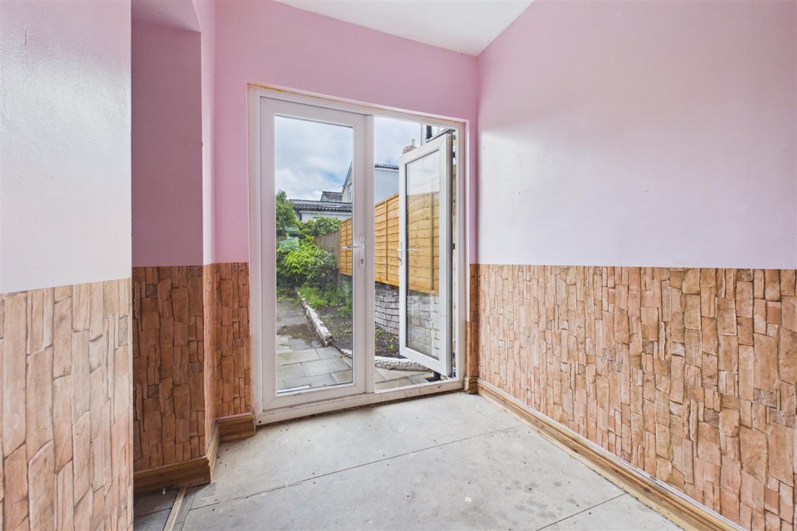Images for HOUSE | UPDATING | EASTON
