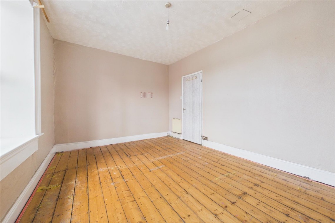 Images for HOUSE | UPDATING | EASTON