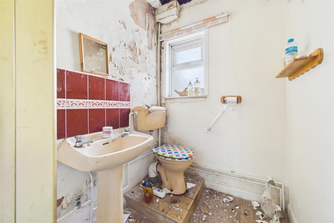 Images for CASH BUYERS ONLY | BS5