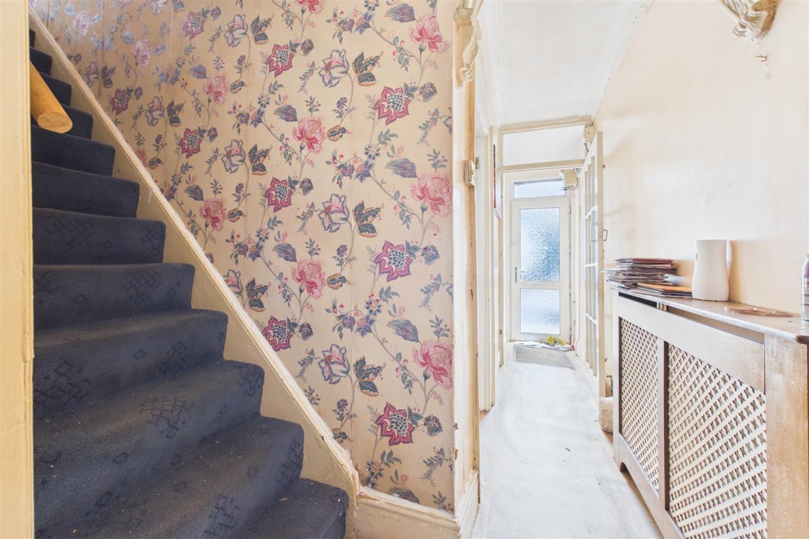 Images for CASH BUYERS ONLY | BS5