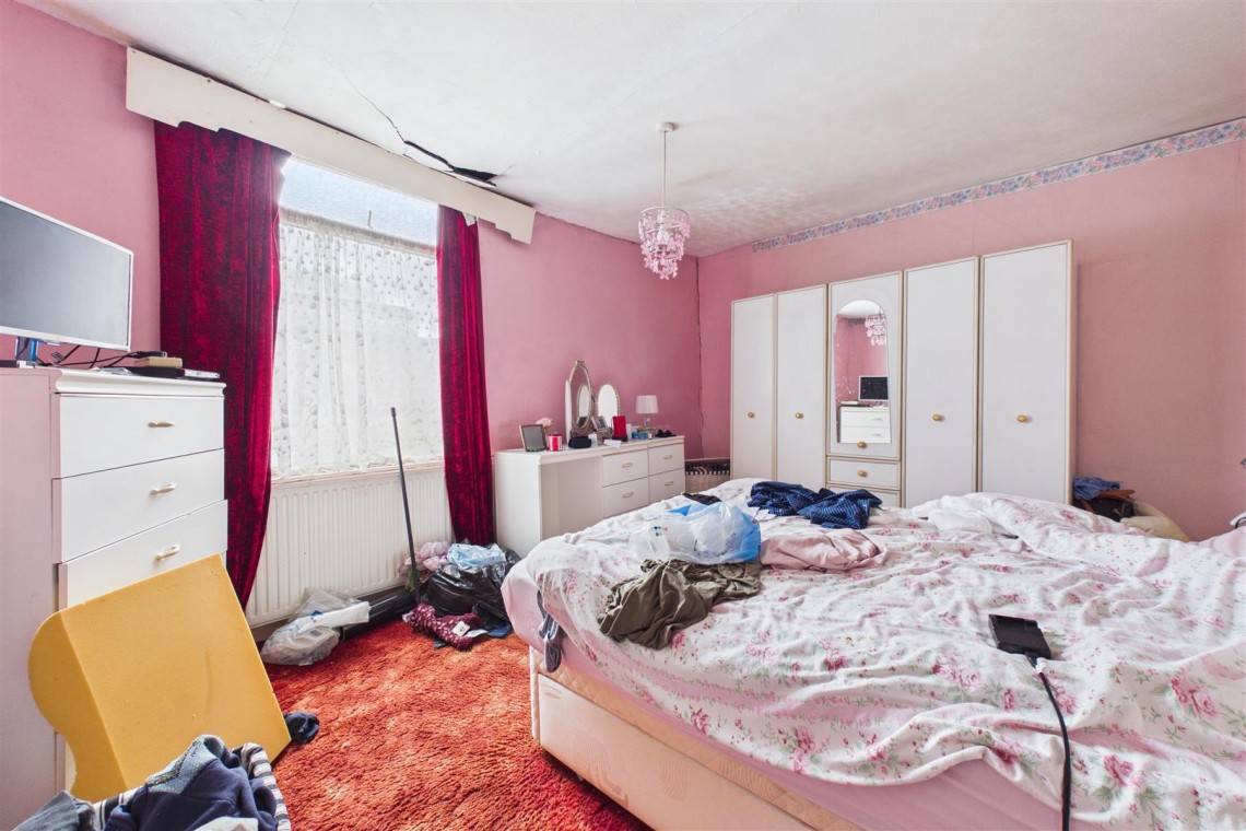 Images for CASH BUYERS ONLY | BS5