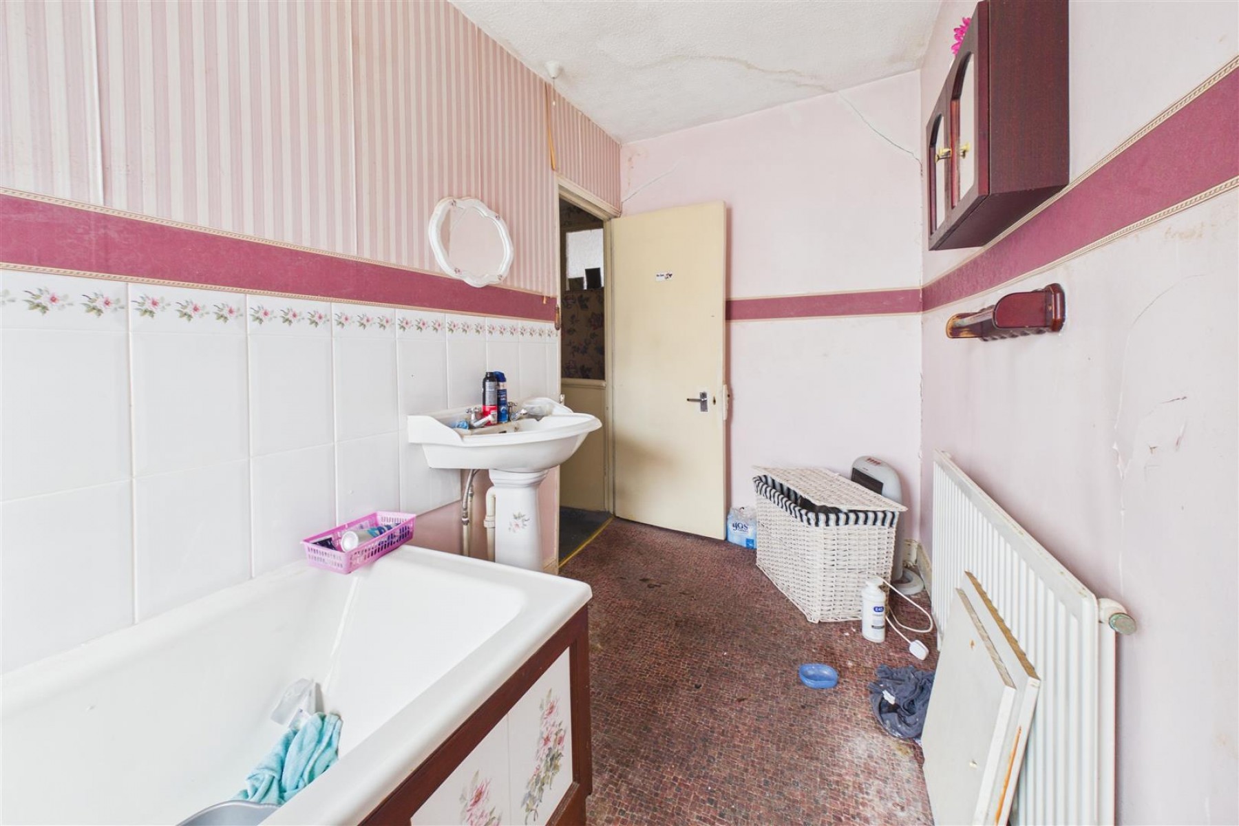Images for CASH BUYERS ONLY | BS5