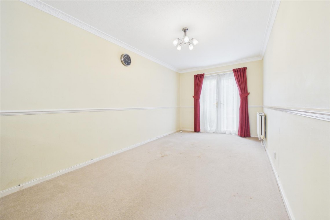 Images for REDUCED FOR AUCTION | COOMBE DINGLE