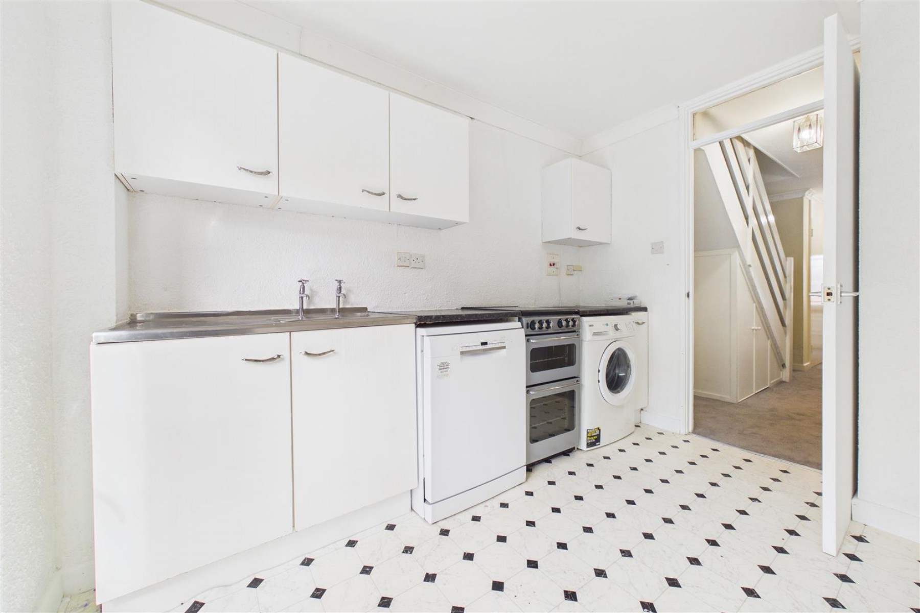 Images for REDUCED FOR AUCTION | COOMBE DINGLE