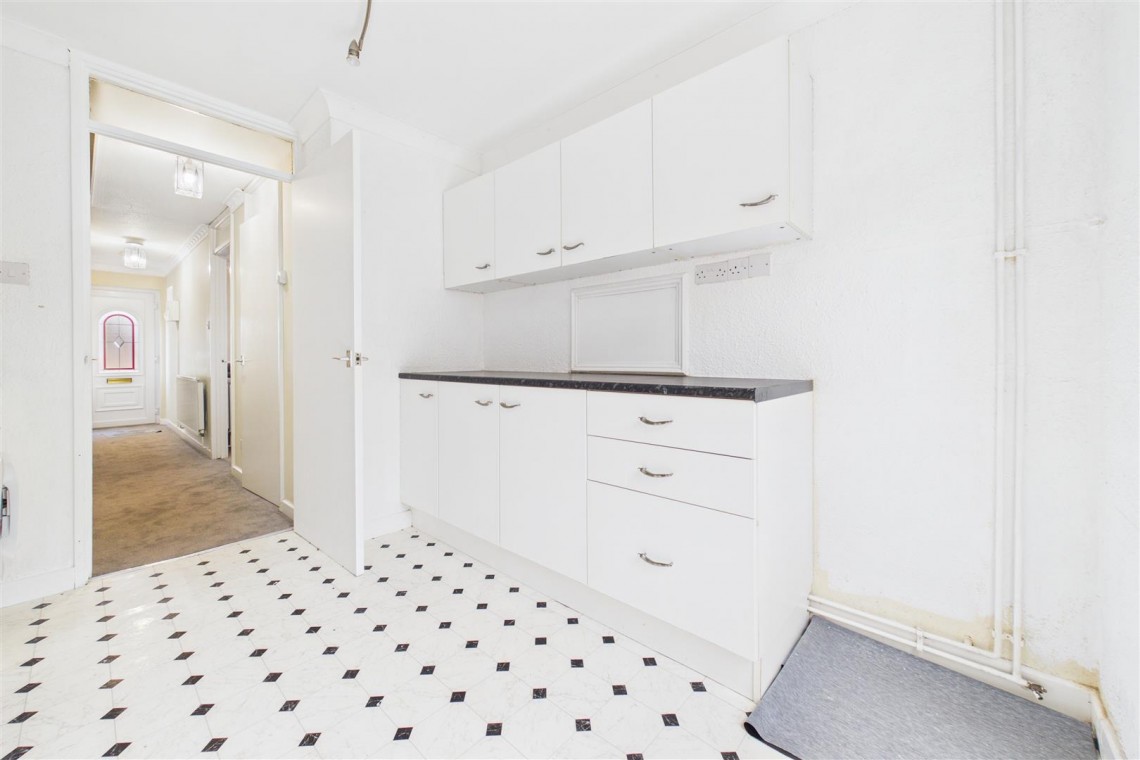 Images for REDUCED FOR AUCTION | COOMBE DINGLE