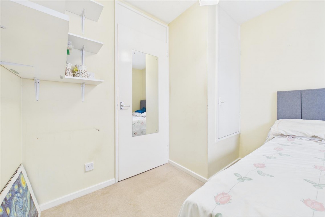 Images for REDUCED FOR AUCTION | COOMBE DINGLE