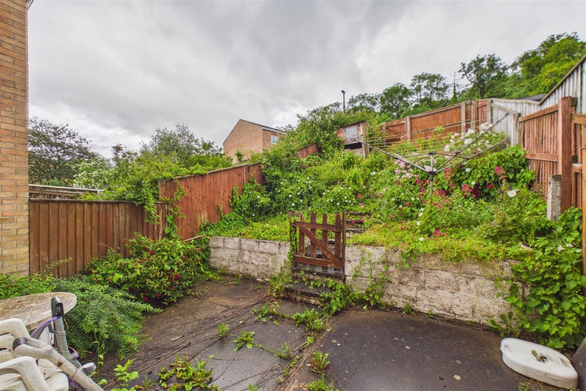 Images for REDUCED FOR AUCTION | COOMBE DINGLE