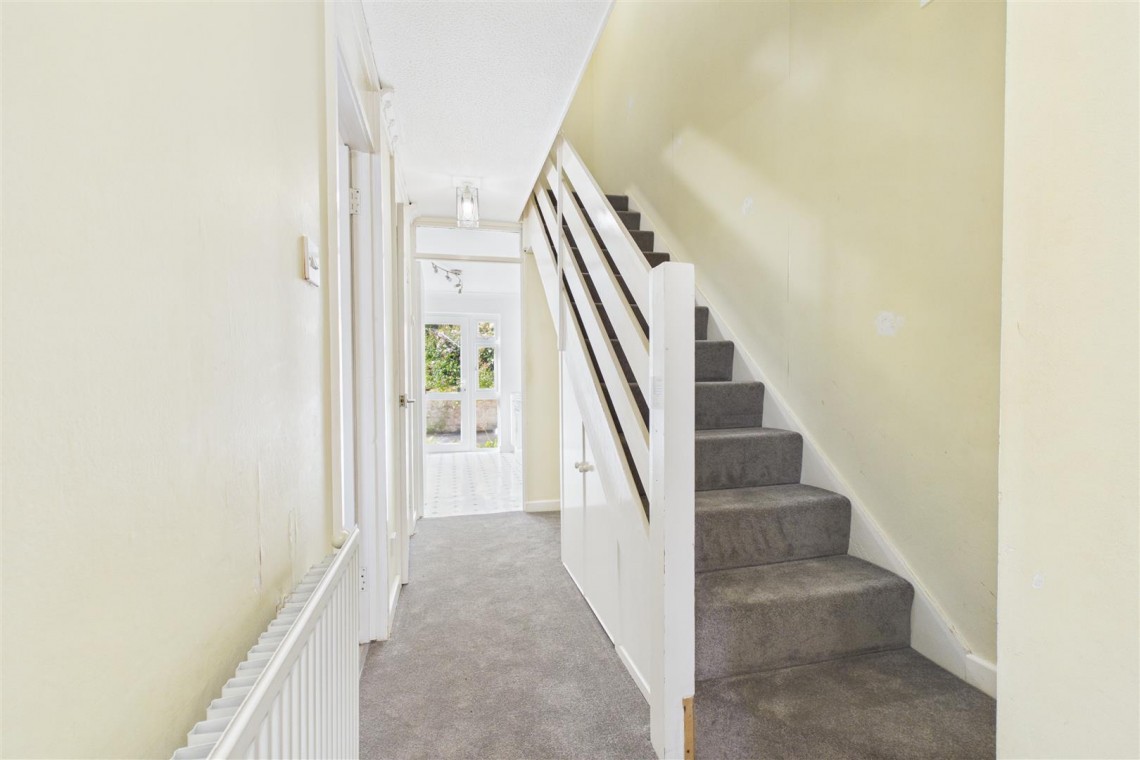 Images for REDUCED FOR AUCTION | COOMBE DINGLE