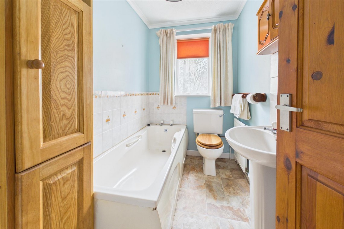 Images for HOUSE WITH POTENTIAL | HENGROVE BS14
