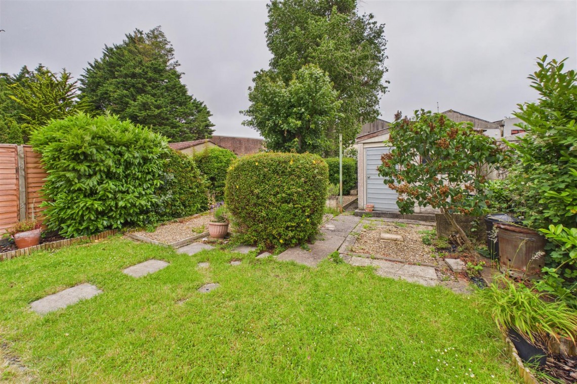 Images for HOUSE WITH POTENTIAL | HENGROVE BS14