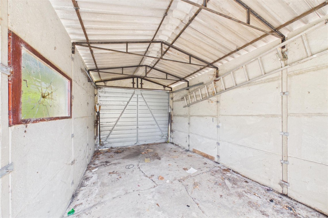 Images for HOUSE WITH POTENTIAL | HENGROVE BS14