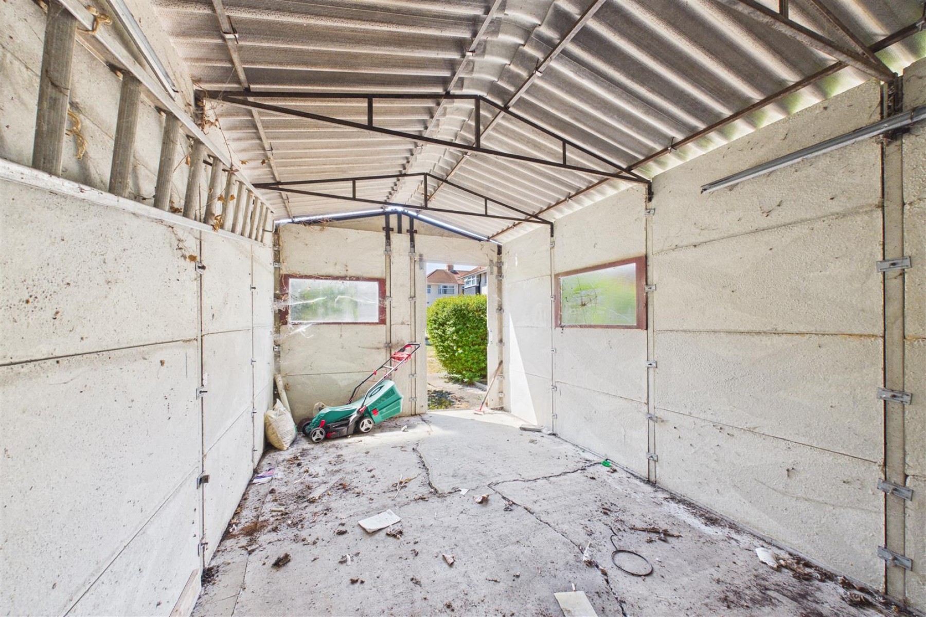 Images for HOUSE WITH POTENTIAL | HENGROVE BS14